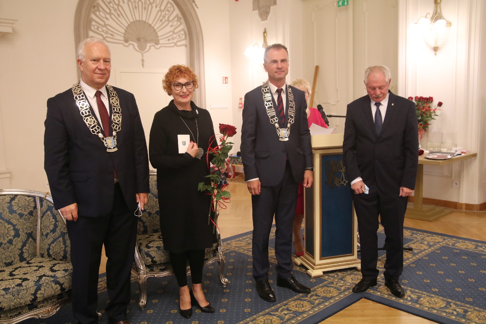 Honorowym Obywatelem Miasta Legnicy został ksiądz Gacek