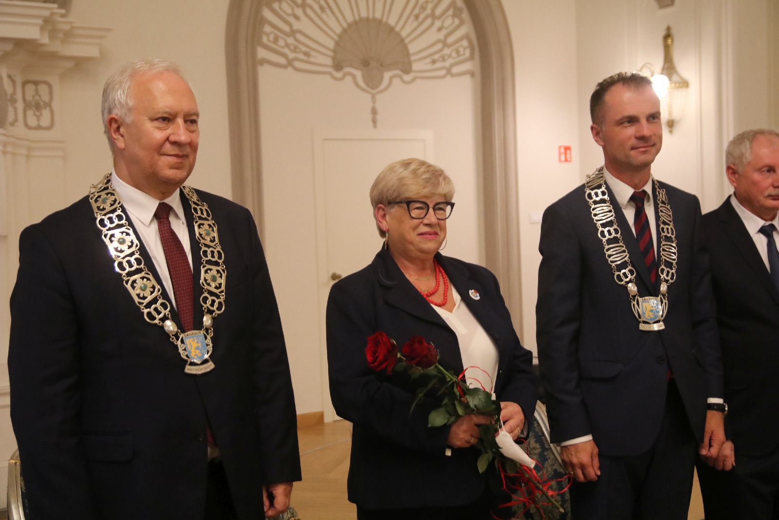 Honorowym Obywatelem Miasta Legnicy został ksiądz Gacek