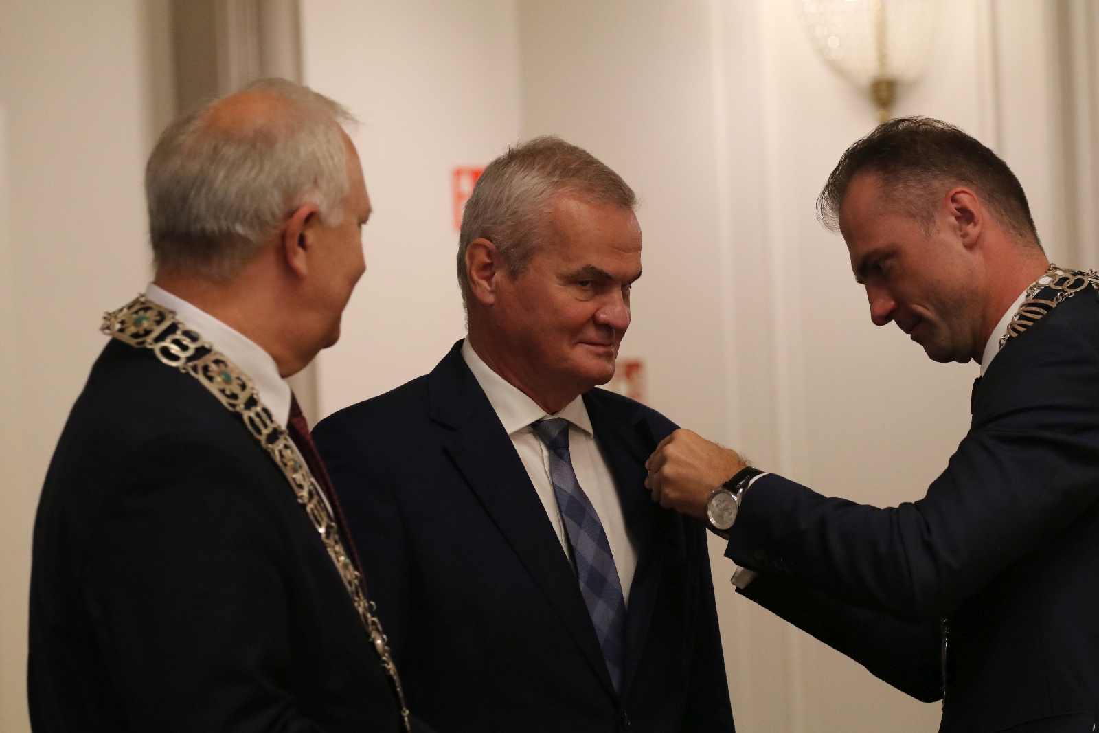 Honorowym Obywatelem Miasta Legnicy został ksiądz Gacek
