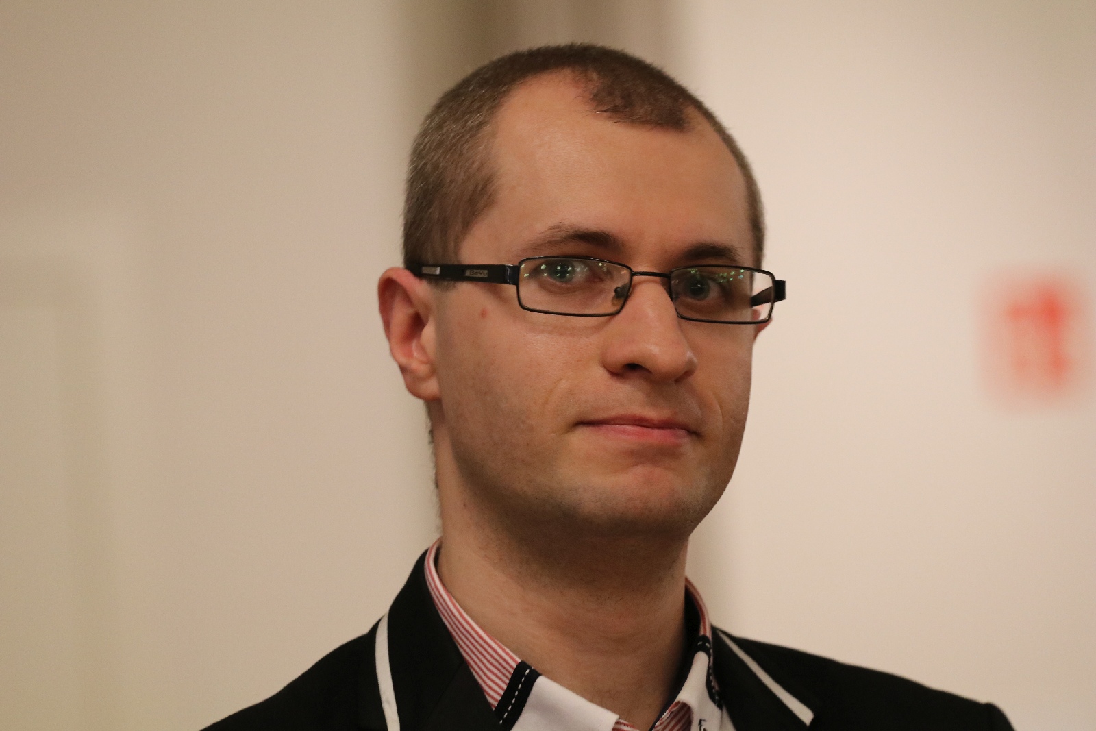 Honorowym Obywatelem Miasta Legnicy został ksiądz Gacek