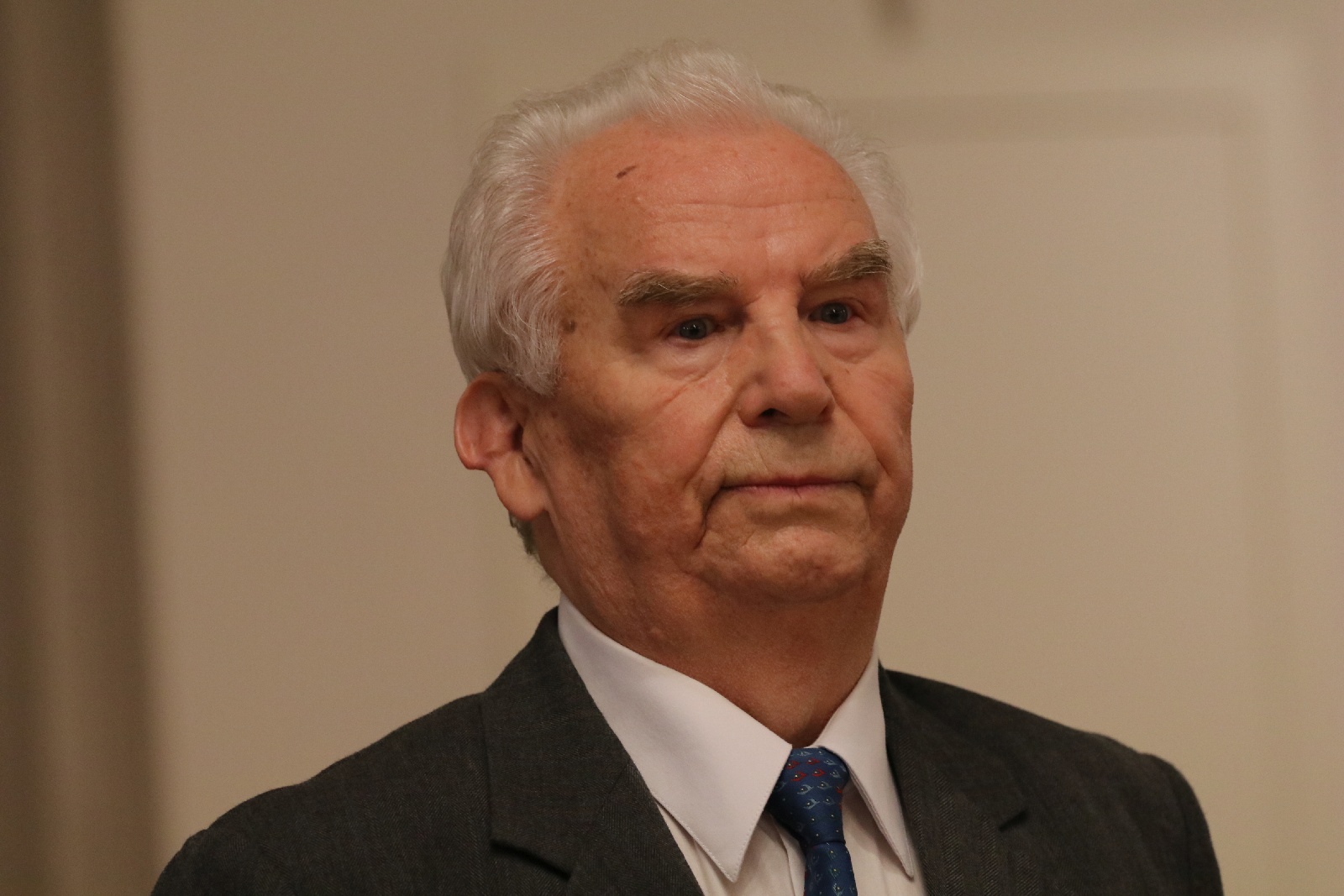 Honorowym Obywatelem Miasta Legnicy został ksiądz Gacek