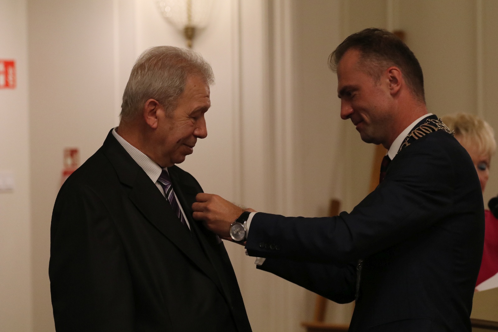 Honorowym Obywatelem Miasta Legnicy został ksiądz Gacek
