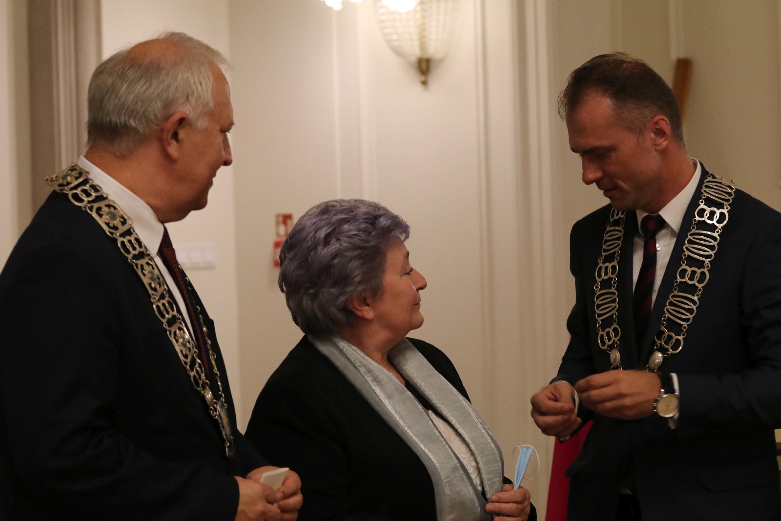 Honorowym Obywatelem Miasta Legnicy został ksiądz Gacek