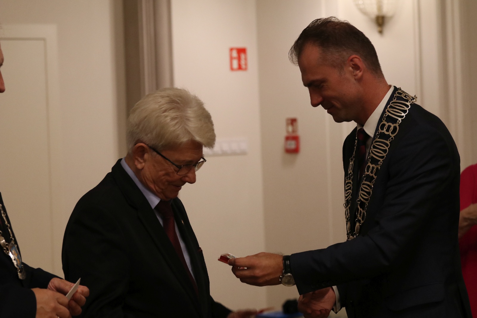 Honorowym Obywatelem Miasta Legnicy został ksiądz Gacek