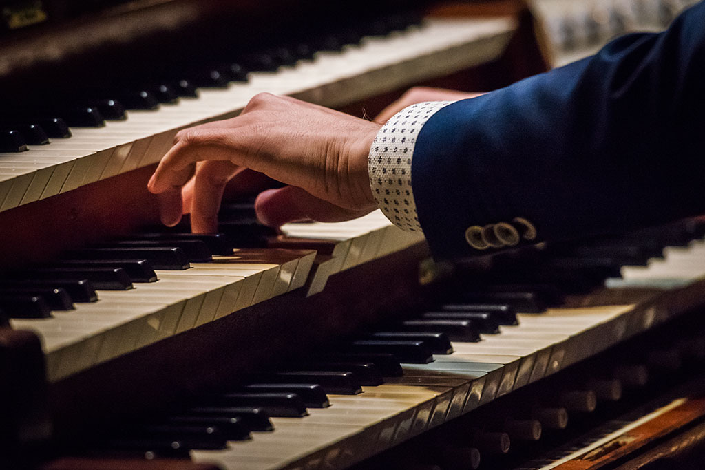 Wspaniały muzyczny, organowy wieczór w kościele Marii Panny