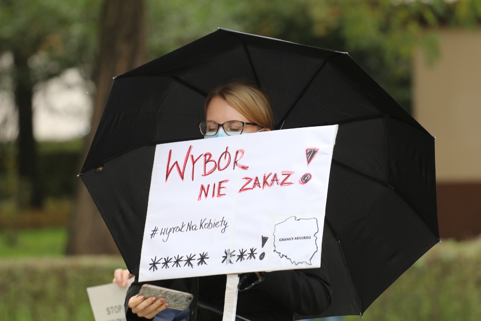 Protest przed siedzibą PiS: Nie dla Piekła Kobiet