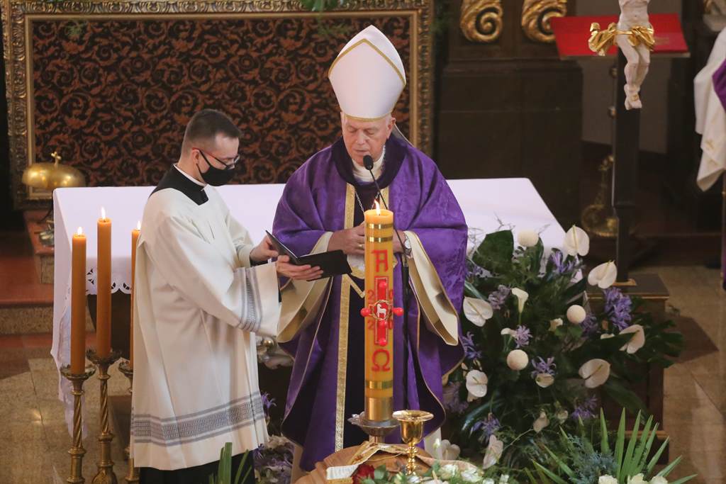 Pogrzeb księdza Tadeusza Dąbskiego w Prochowicach