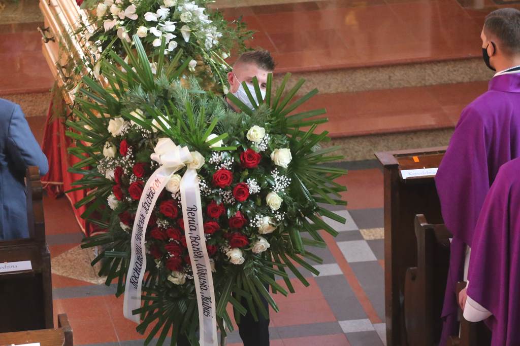 Pogrzeb księdza Tadeusza Dąbskiego w Prochowicach