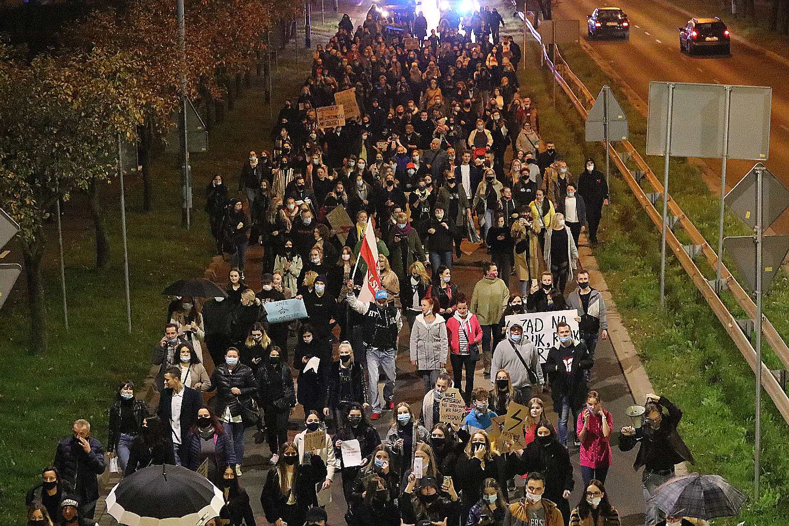 Nie dla Piekła Kobiet. Legniczanie wybrali się na „spacer”
