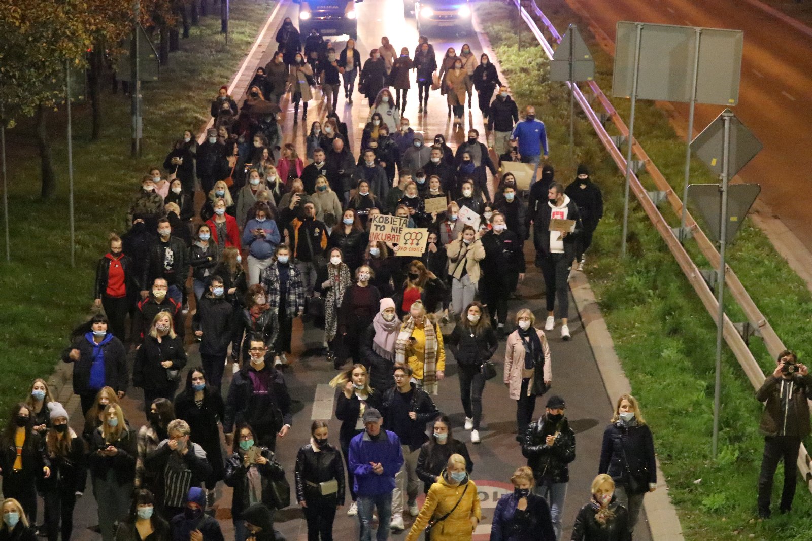 Nie dla Piekła Kobiet. Legniczanie wybrali się na „spacer”