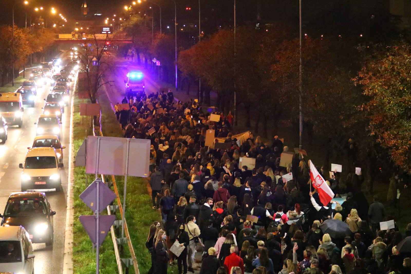 Nie dla Piekła Kobiet. Legniczanie wybrali się na „spacer”