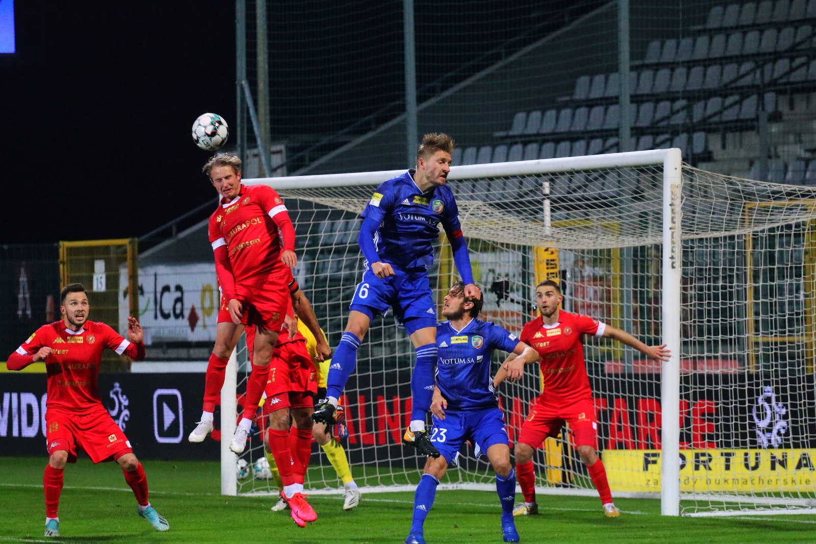 Szczęśliwy remis piłkarzy Miedzi Legnica z Widzewem Łódź