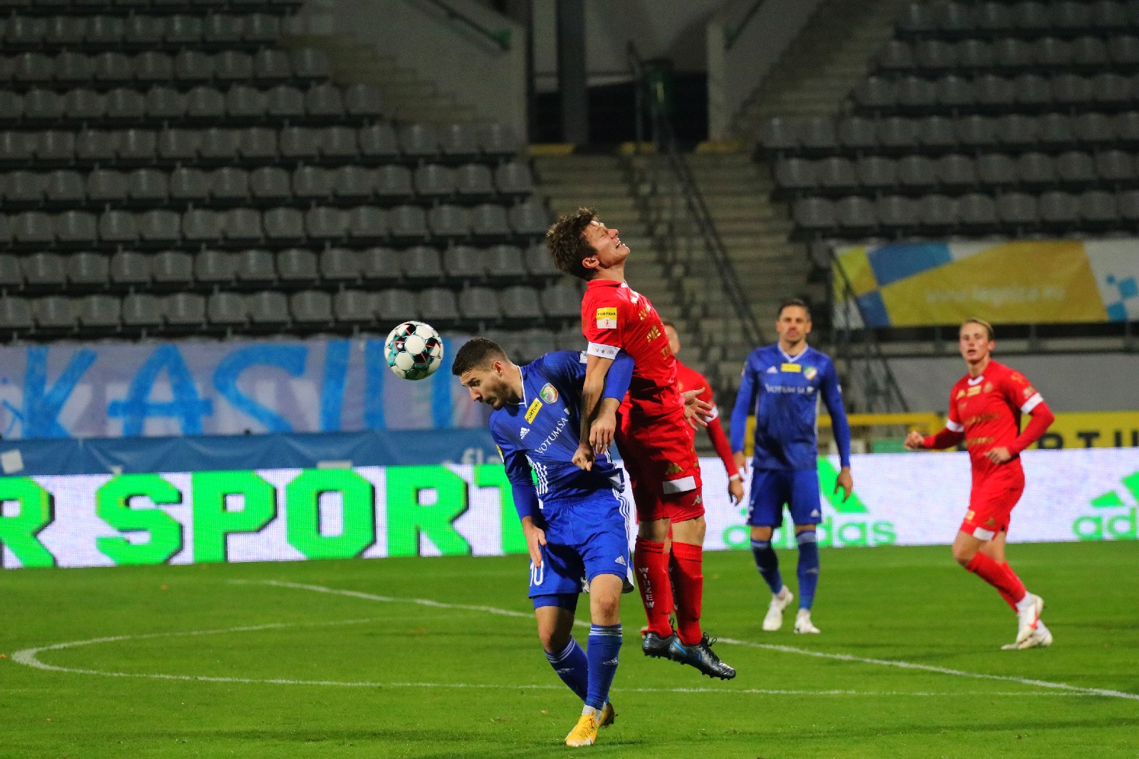 Szczęśliwy remis piłkarzy Miedzi Legnica z Widzewem Łódź