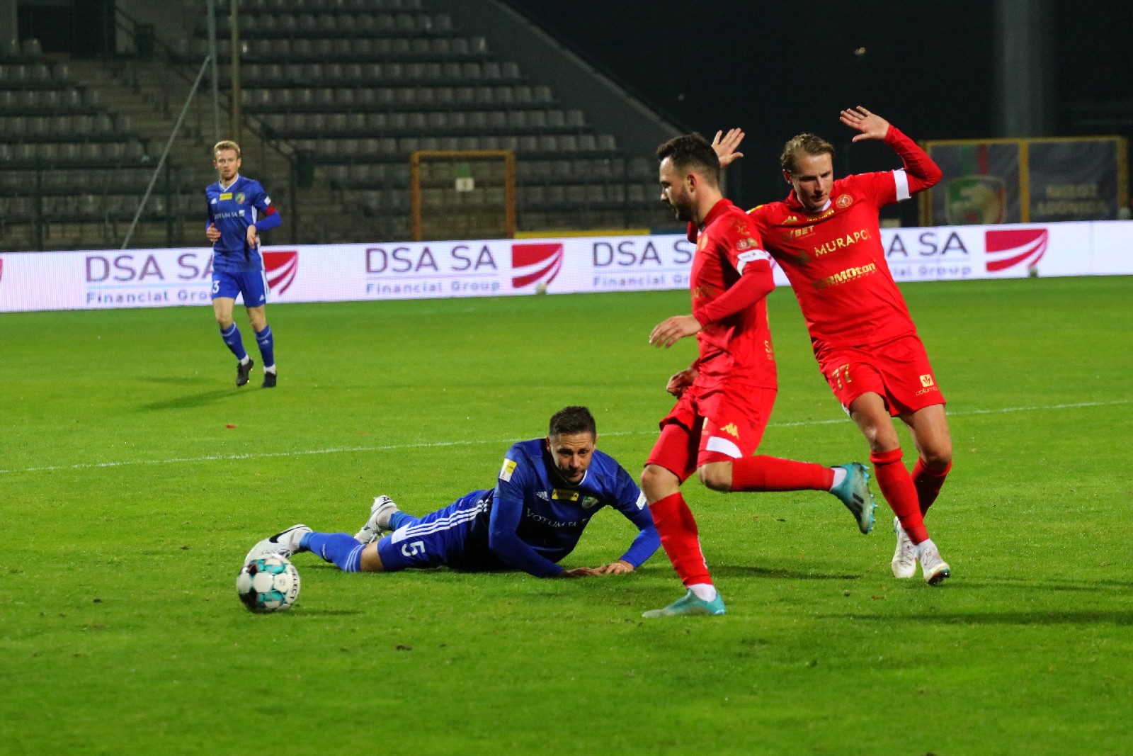 Szczęśliwy remis piłkarzy Miedzi Legnica z Widzewem Łódź