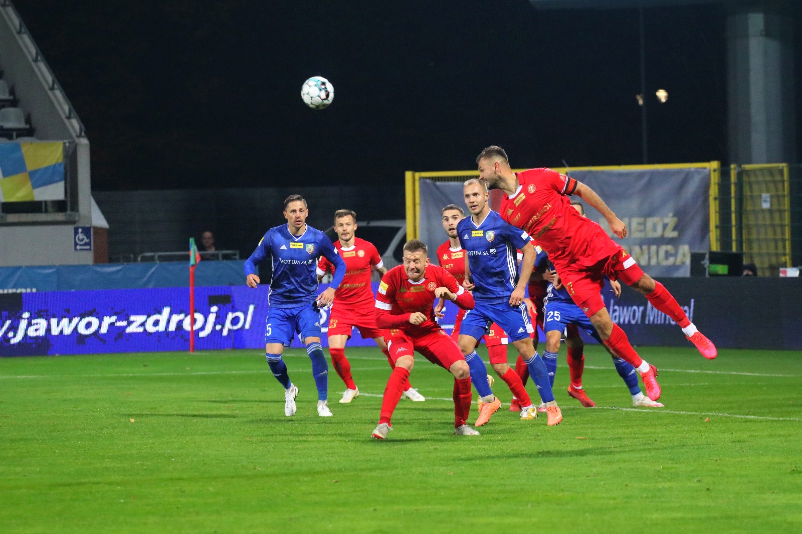 Szczęśliwy remis piłkarzy Miedzi Legnica z Widzewem Łódź