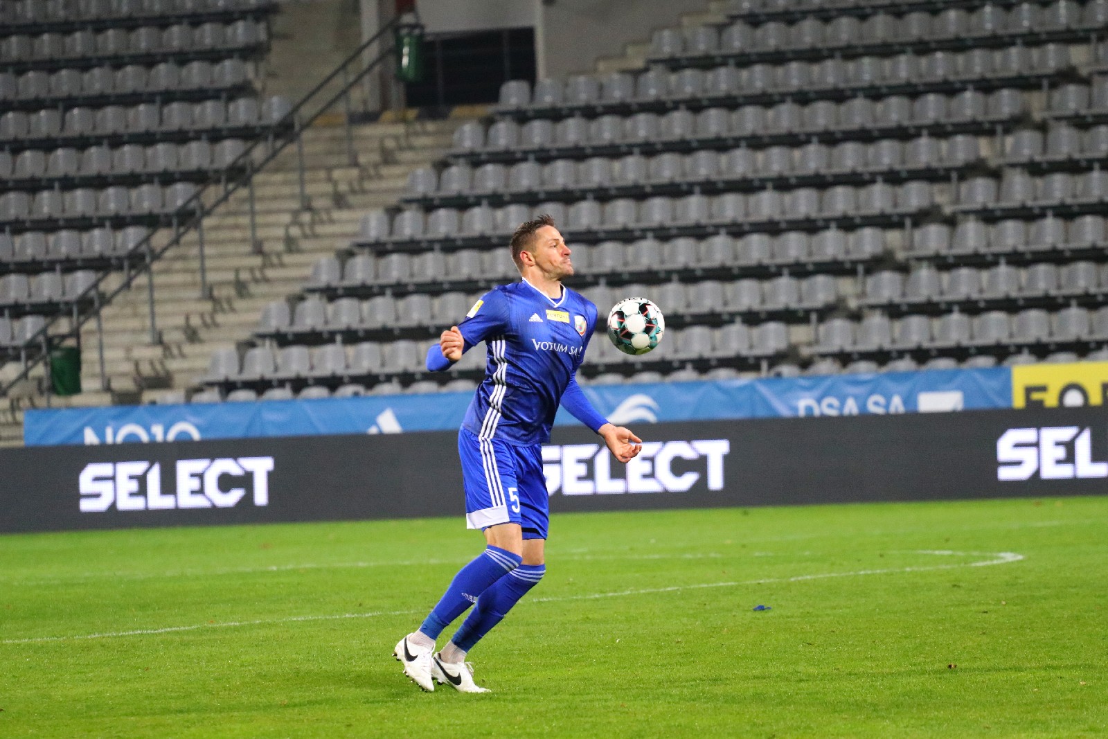 Szczęśliwy remis piłkarzy Miedzi Legnica z Widzewem Łódź