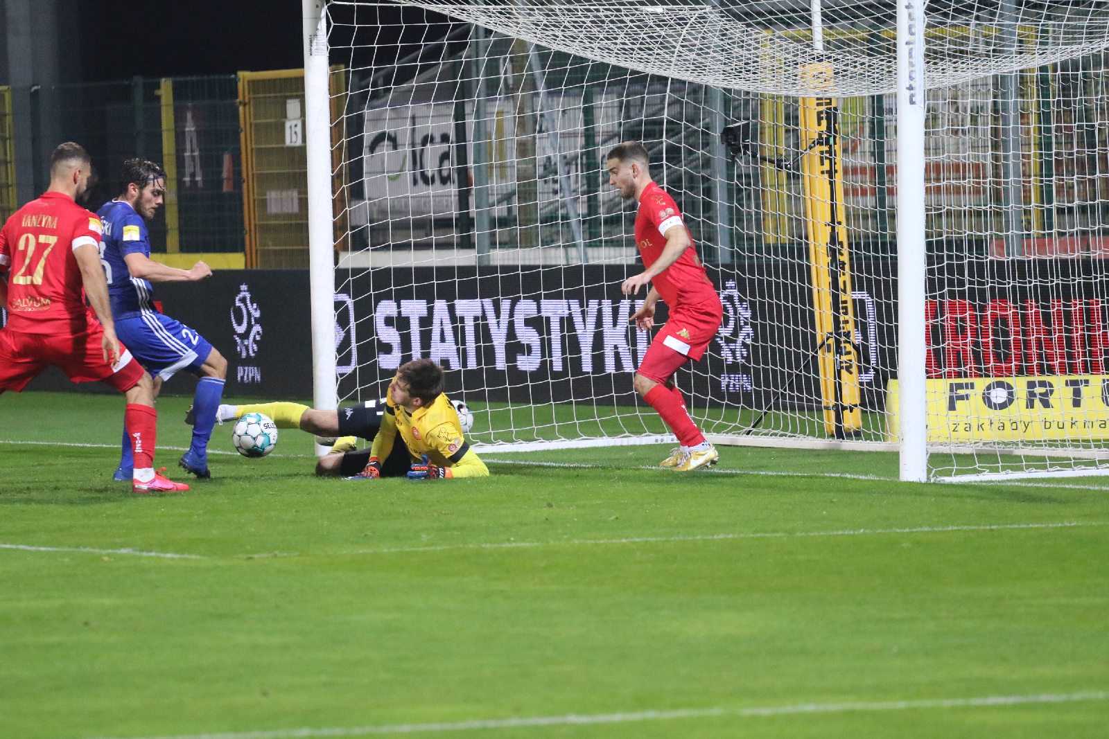 Szczęśliwy remis piłkarzy Miedzi Legnica z Widzewem Łódź