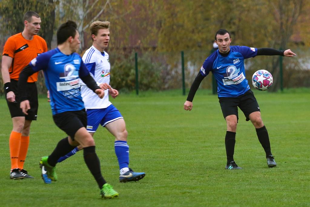 Mewa nie zatrzymała lidera. Zwycięstwo Karkonoszy Jelenia Góra