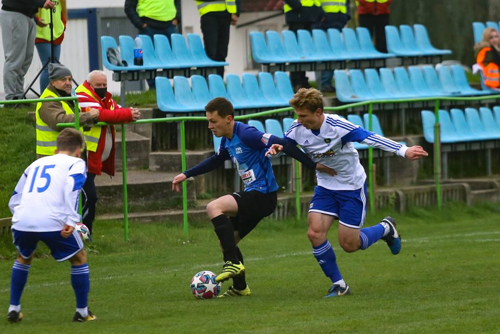 Mewa nie zatrzymała lidera. Zwycięstwo Karkonoszy Jelenia Góra