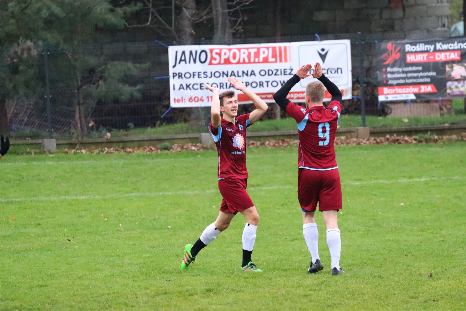 Błękitni Koskowice na fali rozgromiło Kaczawa II Bieniowice