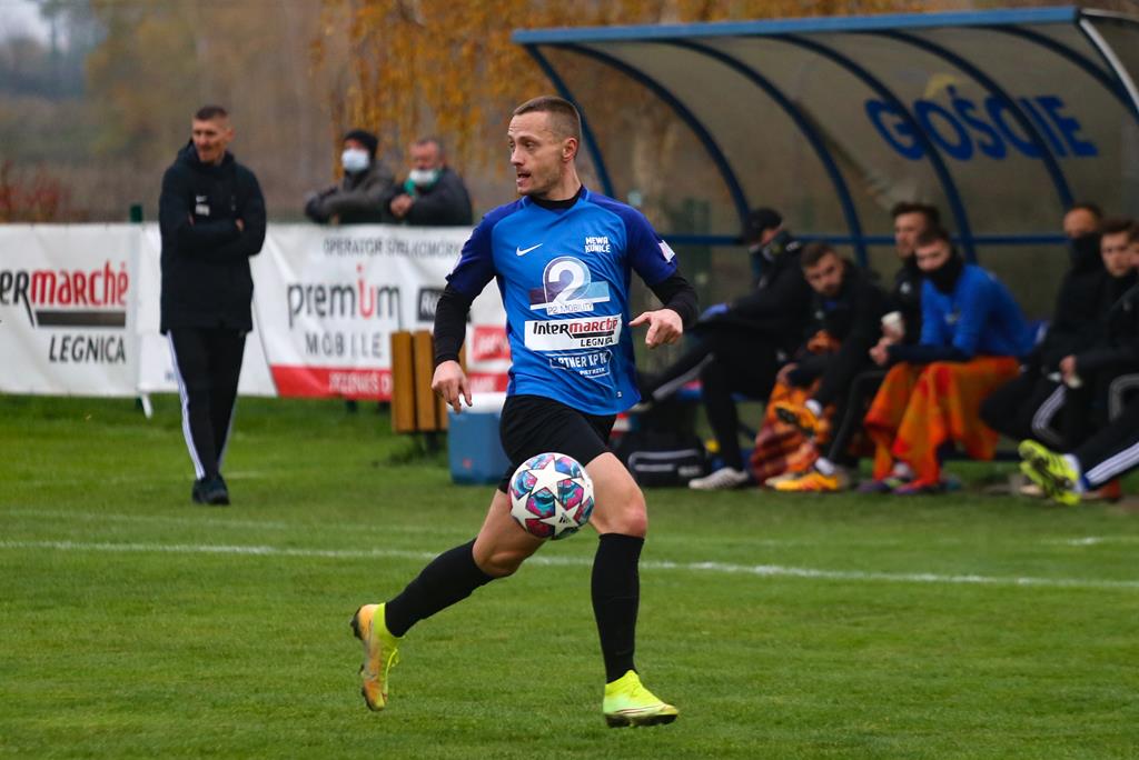 Mewa nie zatrzymała lidera. Zwycięstwo Karkonoszy Jelenia Góra