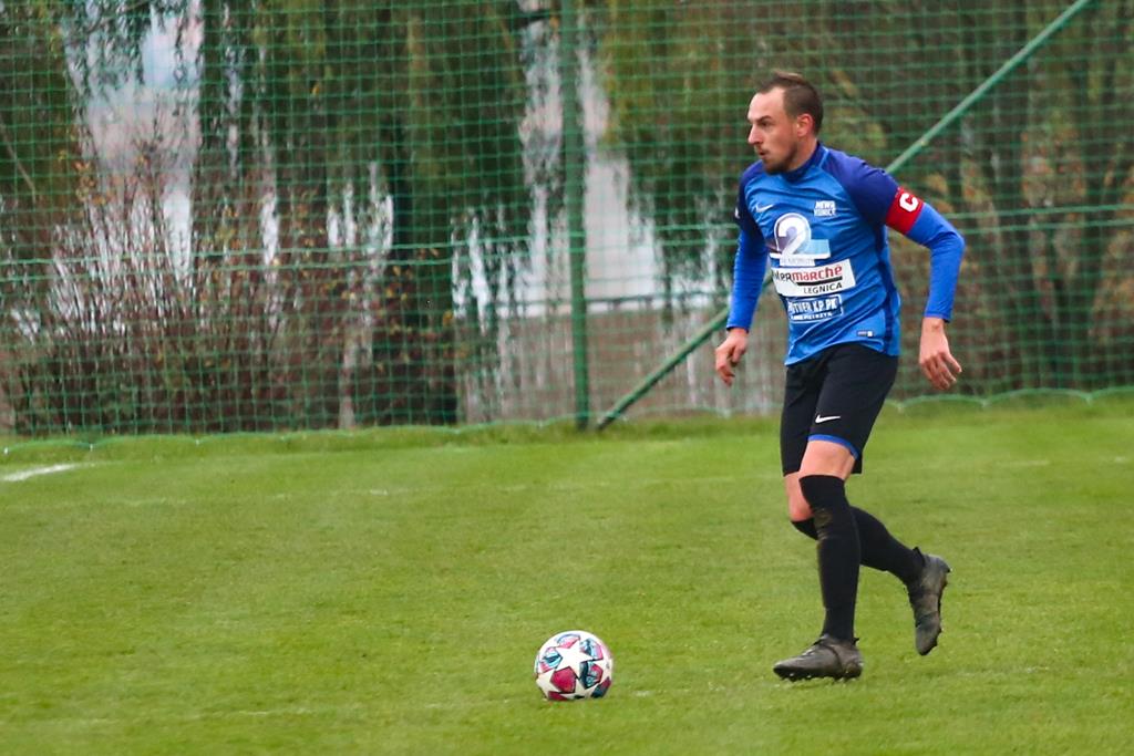 Mewa nie zatrzymała lidera. Zwycięstwo Karkonoszy Jelenia Góra