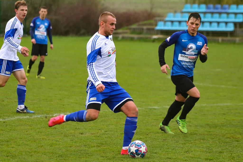 Mewa nie zatrzymała lidera. Zwycięstwo Karkonoszy Jelenia Góra