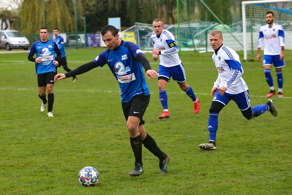 Mewa nie zatrzymała lidera. Zwycięstwo Karkonoszy Jelenia Góra