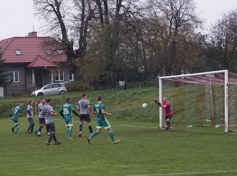 Okręgówka: Sokół Jerzmanowa - Kaczawa Bieniowice 1-5 (0-1)