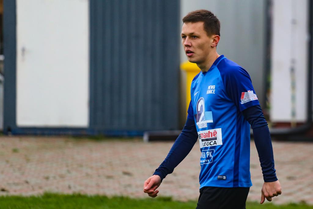 Mewa nie zatrzymała lidera. Zwycięstwo Karkonoszy Jelenia Góra