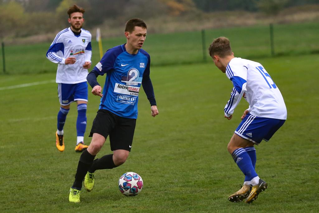 Mewa nie zatrzymała lidera. Zwycięstwo Karkonoszy Jelenia Góra