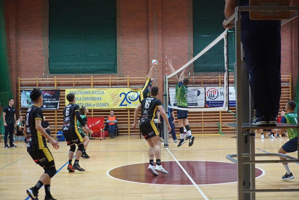 Siatkarze Ikara wygrali u siebie z IM Faurecia Volley
