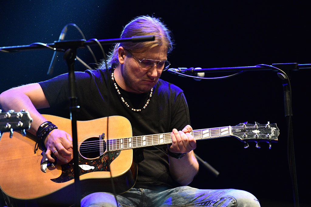 Legnickie barwy bluesa. Koncert online z Sali Maneżowej
