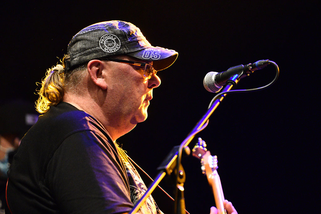 Legnickie barwy bluesa. Koncert online z Sali Maneżowej