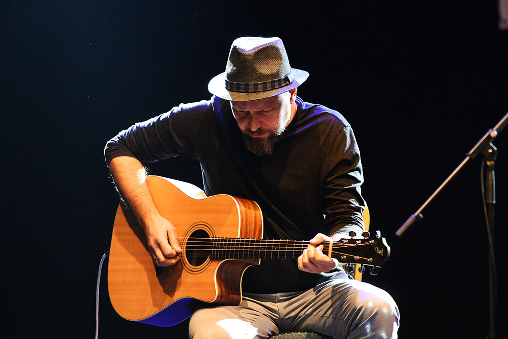 Legnickie barwy bluesa. Koncert online z Sali Maneżowej