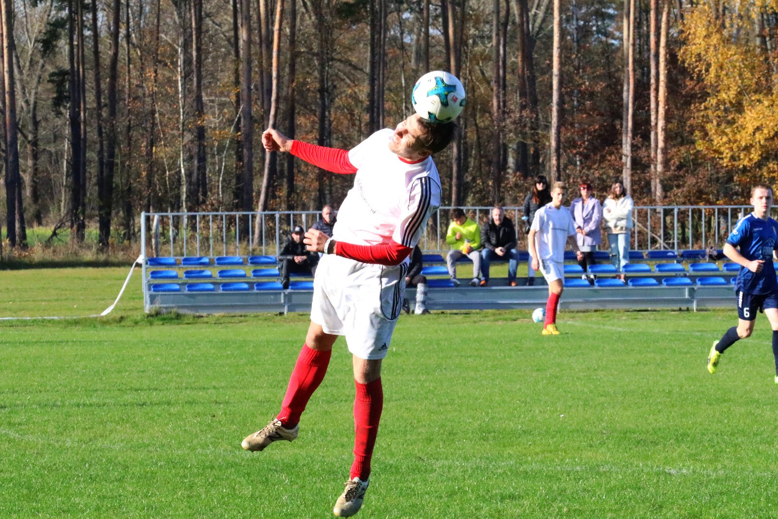 Hit w Miłogostowicach. Rezerwy Iskry pokonały Ikara