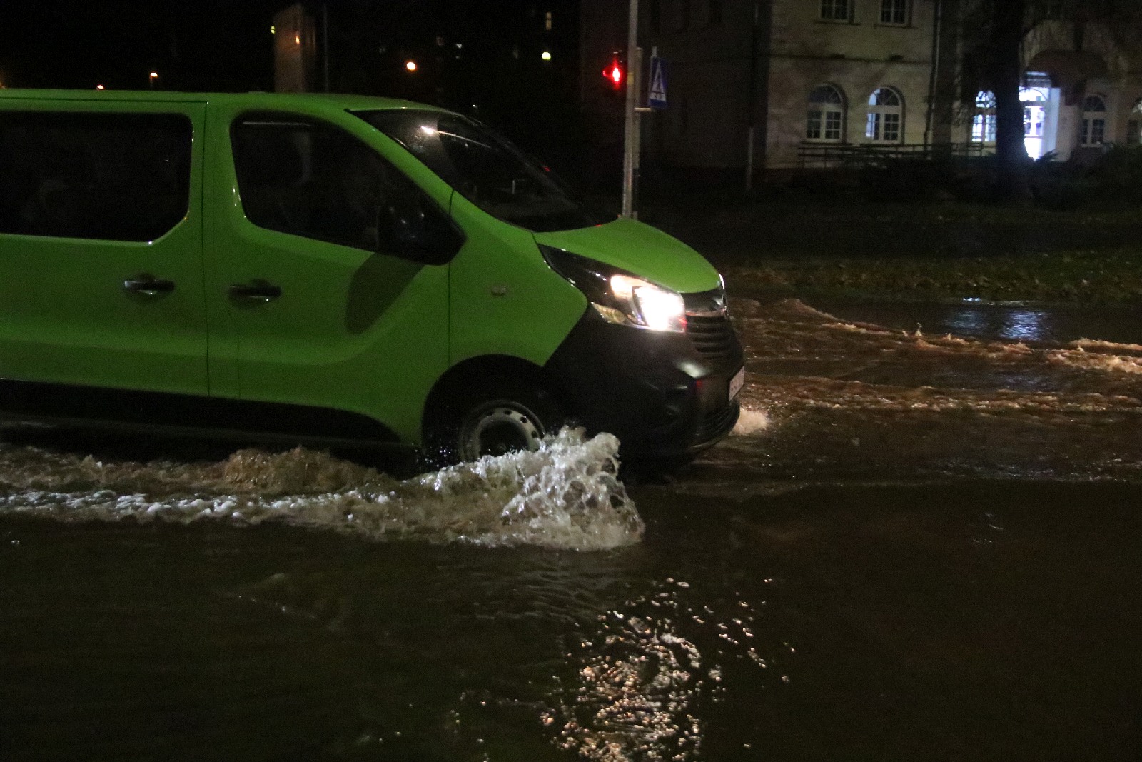 Potężna awaria magistrali wodnej. Nie ma wody w całej Legnicy