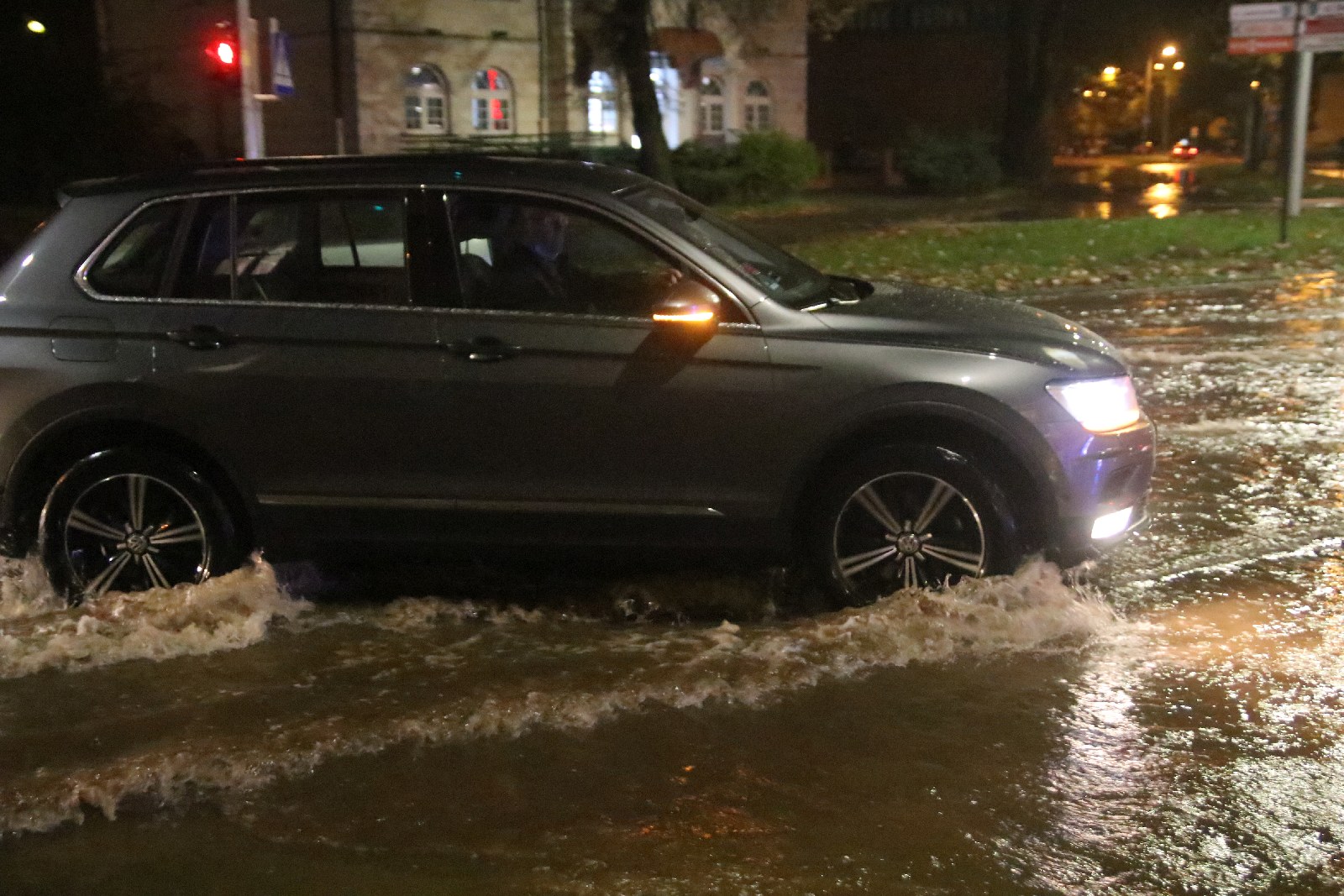Potężna awaria magistrali wodnej. Nie ma wody w całej Legnicy