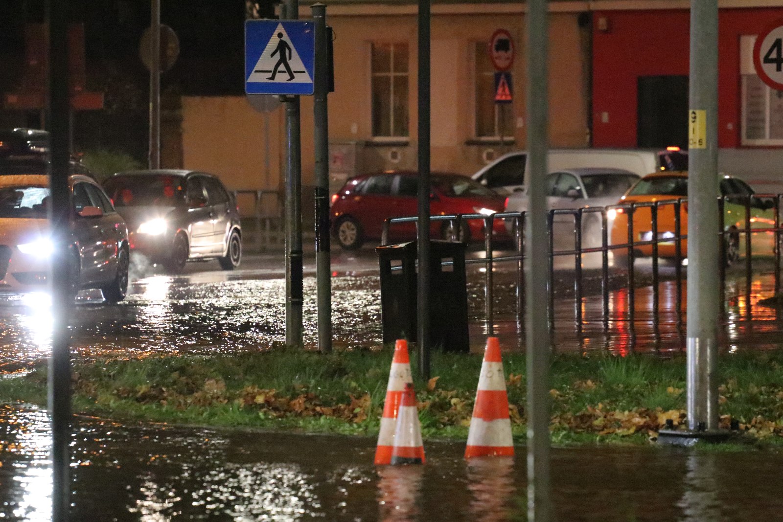 Potężna awaria magistrali wodnej. Nie ma wody w całej Legnicy