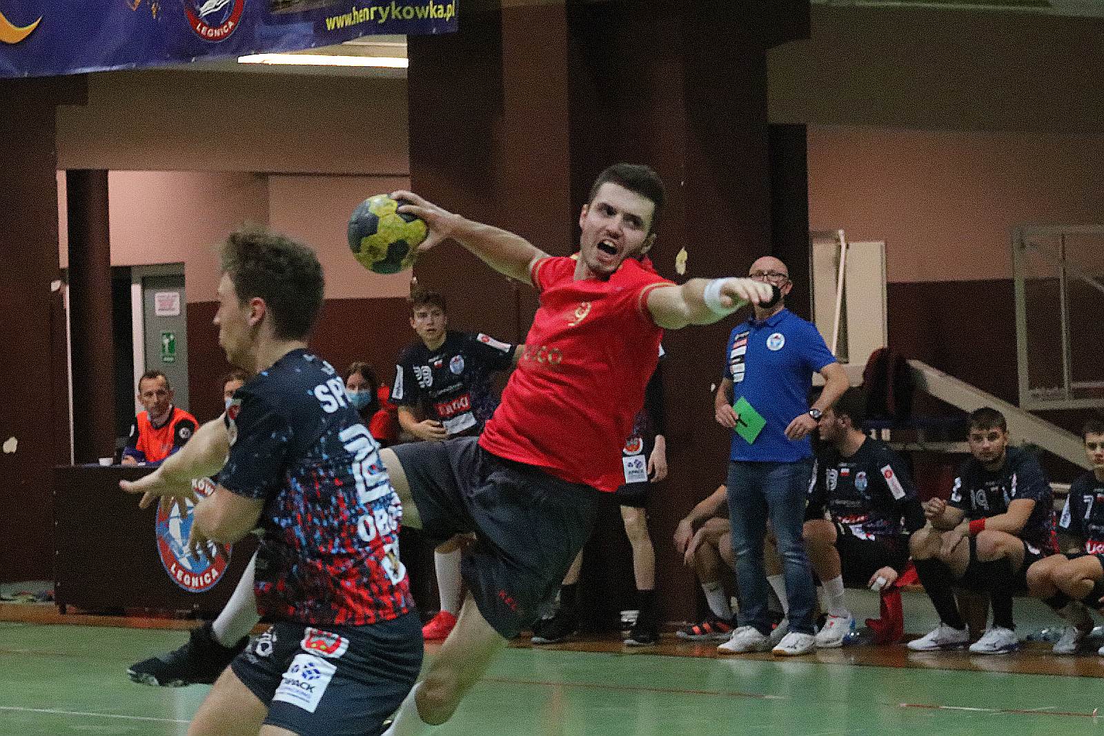 Dziewiątka Legnica pokonuje we własnej hali Spartę Oborniki