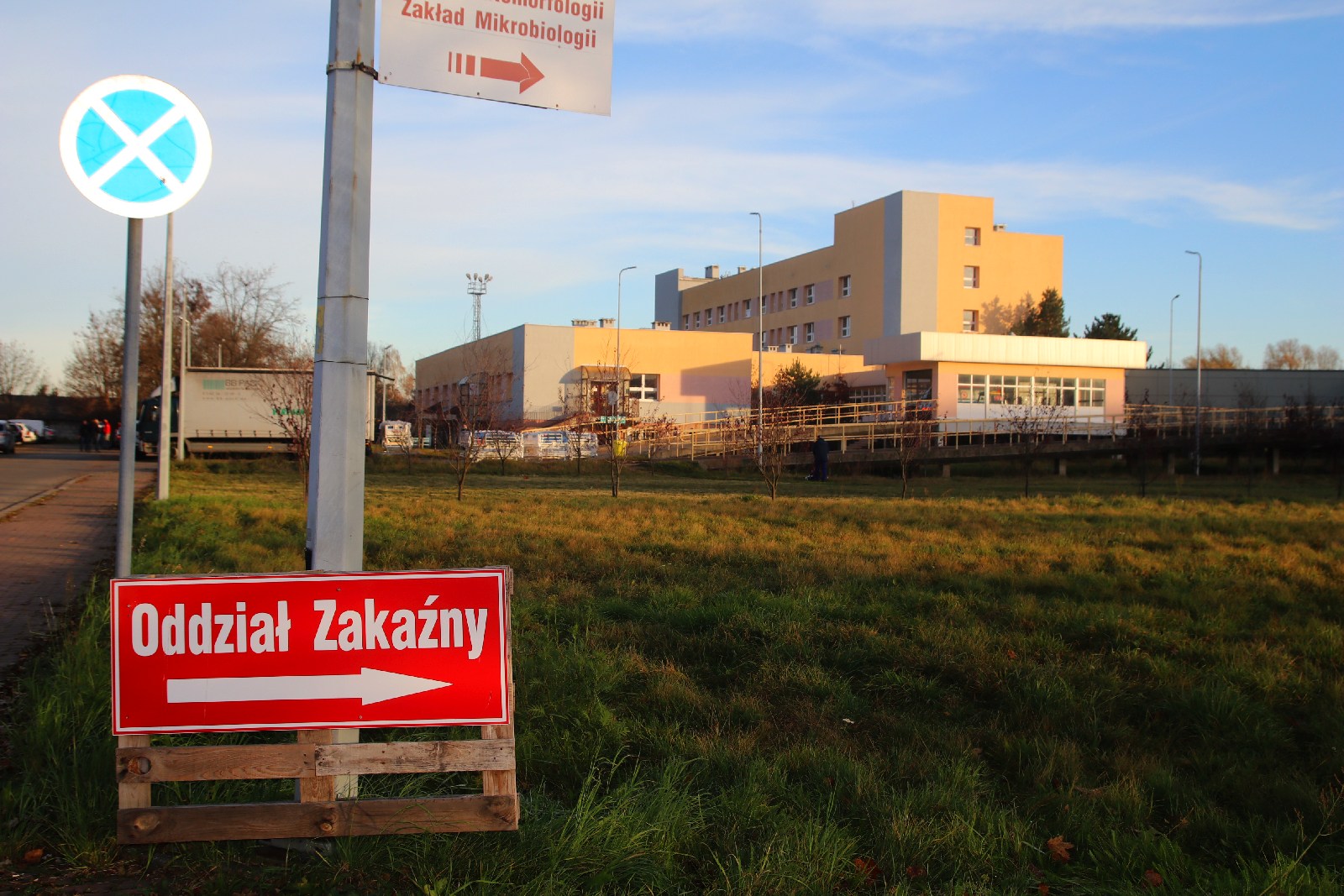 Legnicki szpital dostał łóżka od fundacji Jurka Owsiaka