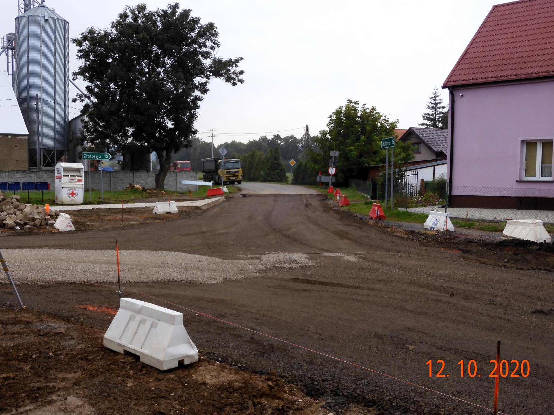 Stan dróg w powiecie systematycznie się polepsza