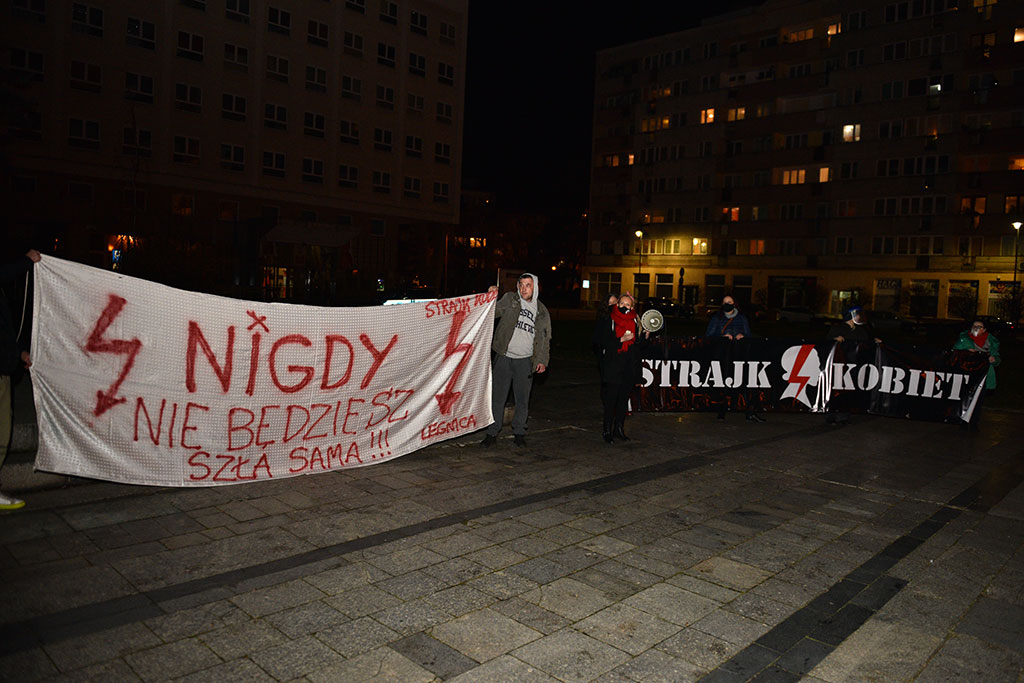 Coraz mniej osób uczestniczy w legnickich protestach