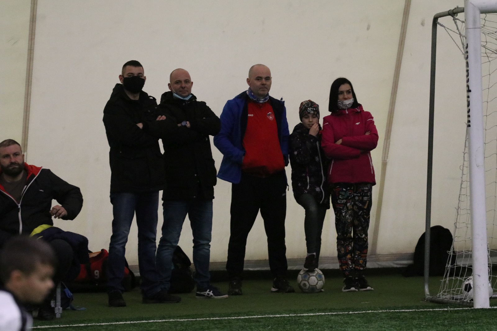 Pod balonem rozegrano mikołajkowy turniej dla dzieci cz1