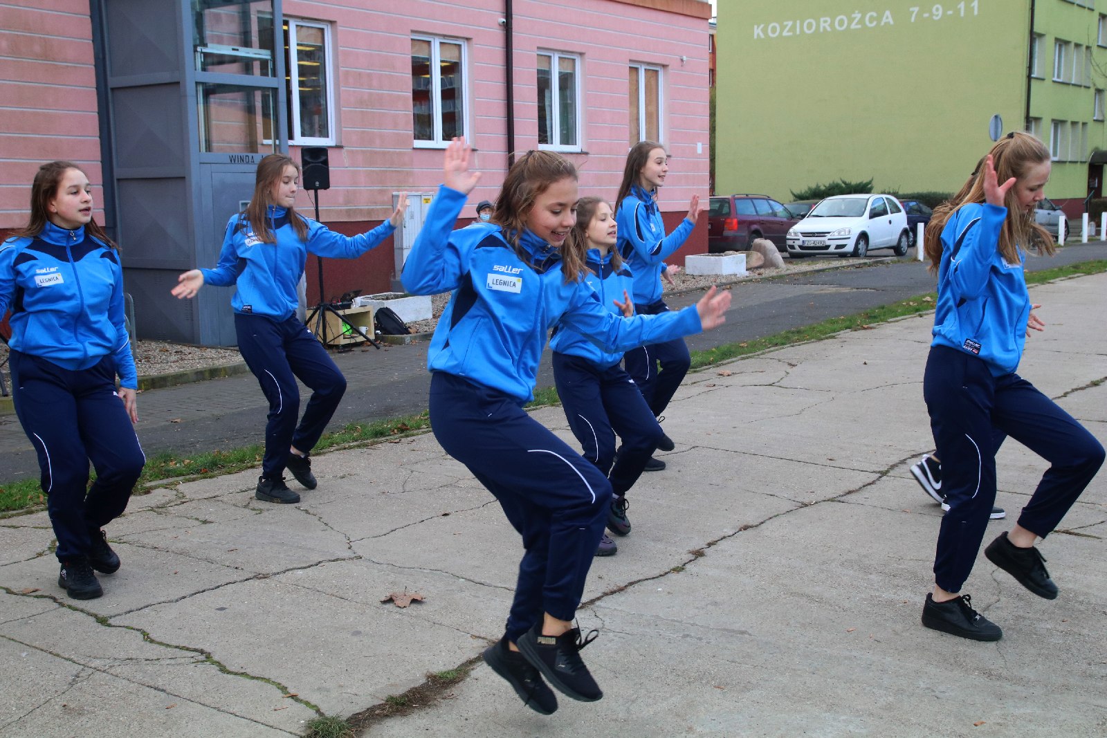 Tańcząc podziękowali za ciężką pracę i wielkie serce