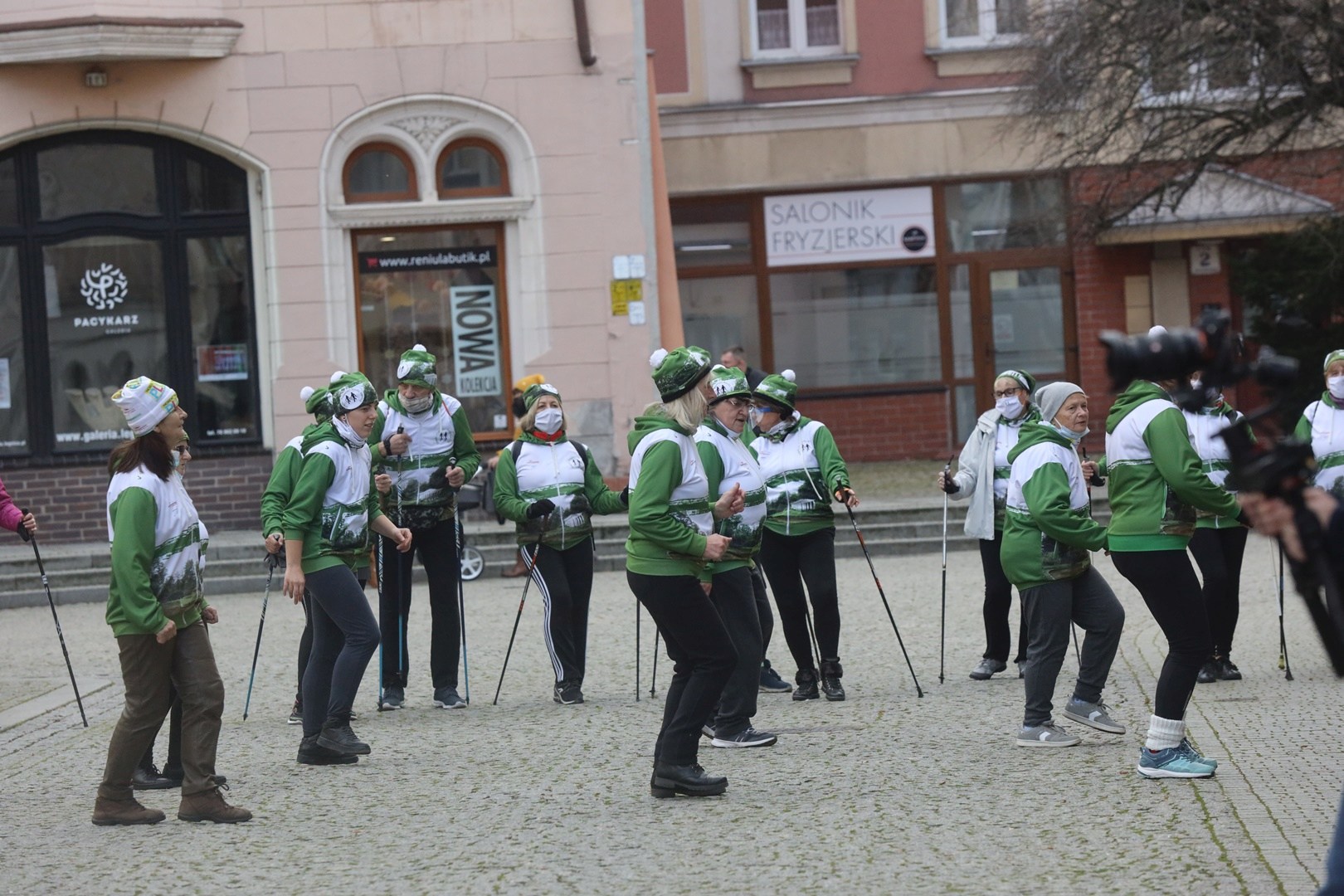 Tańcząc podziękowali za ciężką pracę i wielkie serce