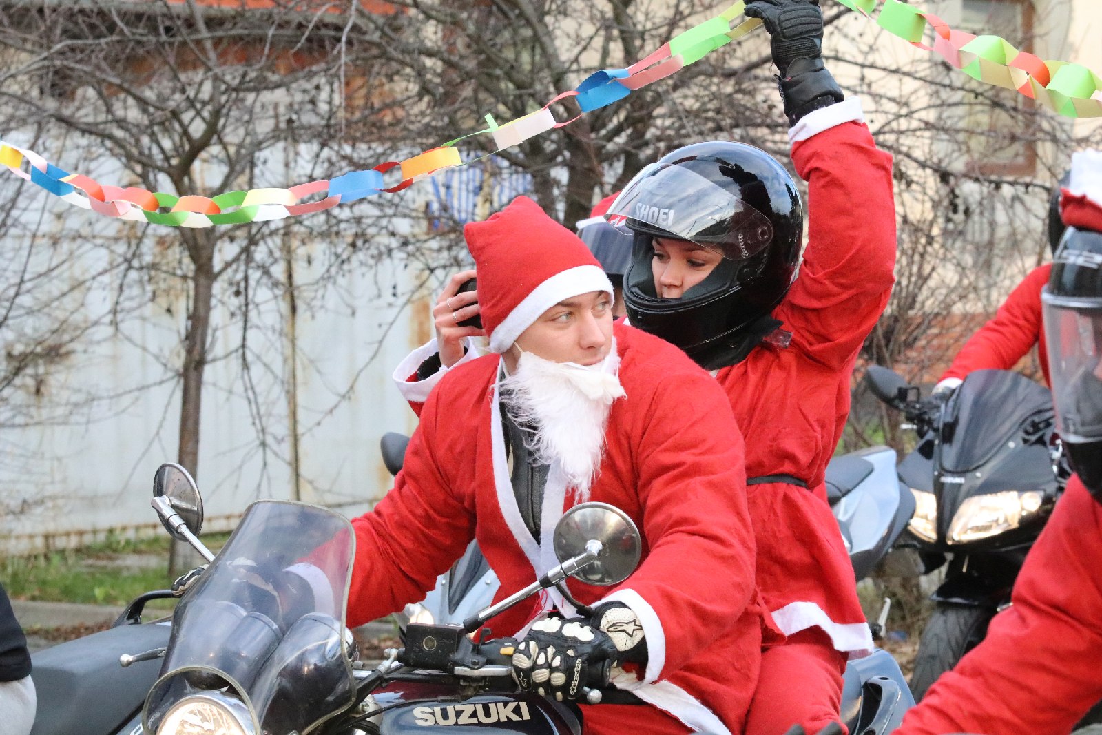 Mikołaje na motocyklach przyjechali do Domu Dziecka