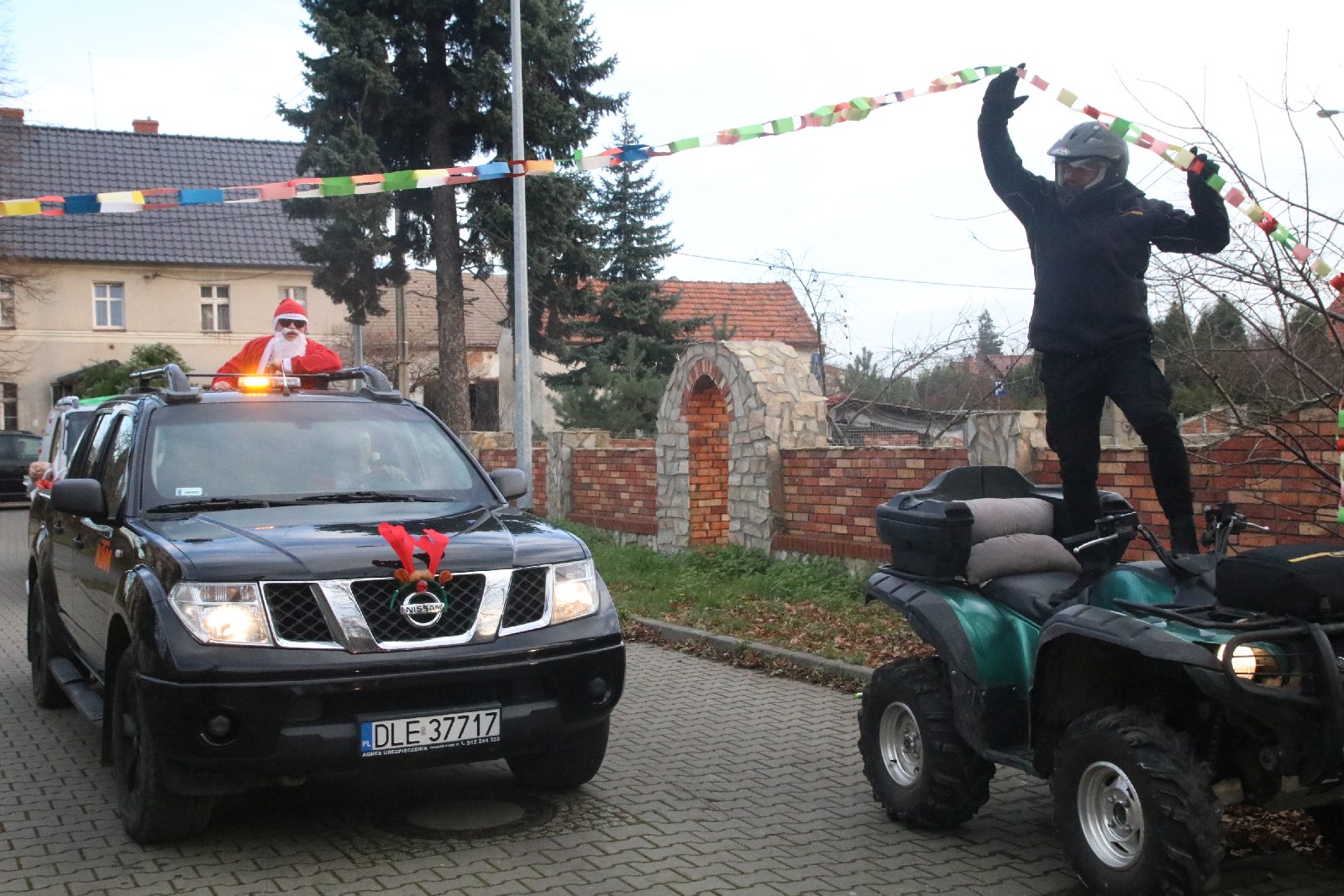Mikołaje na motocyklach przyjechali do Domu Dziecka