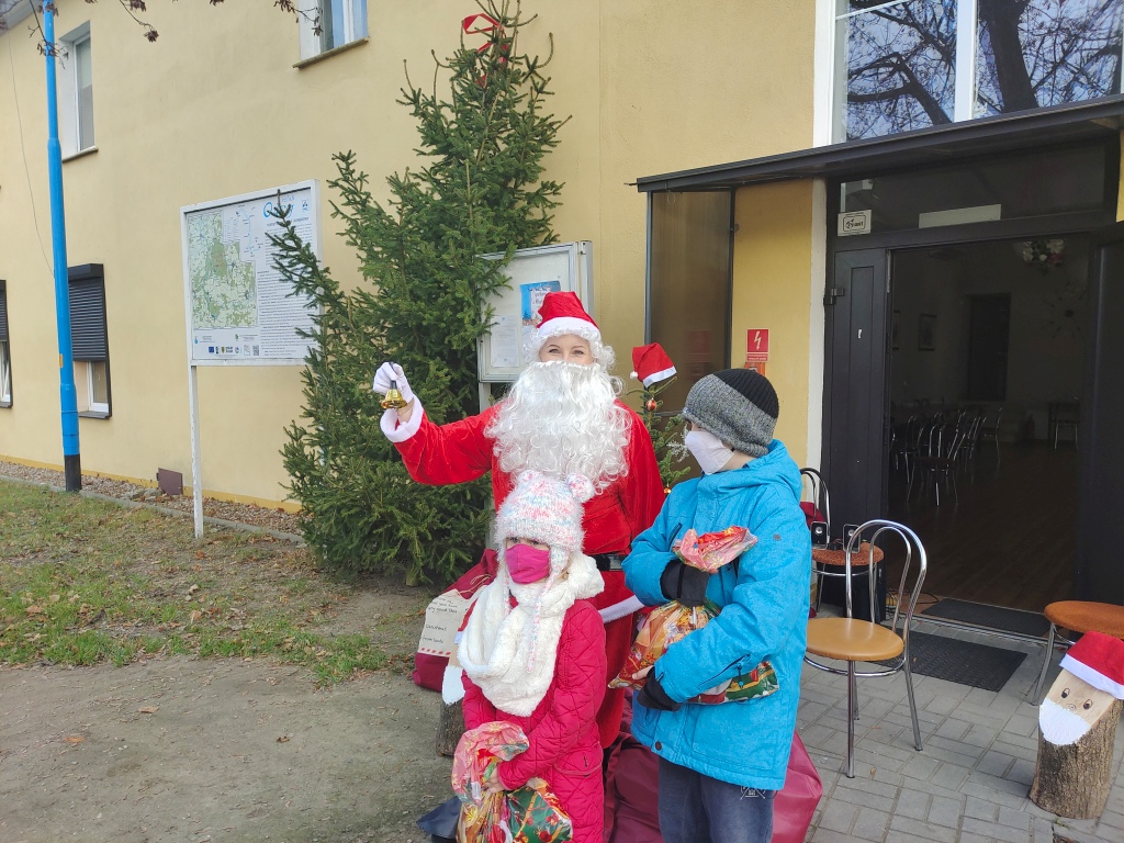 Tysiąc paczek trafiło do mieszkańców miasta i gminy Prochowice