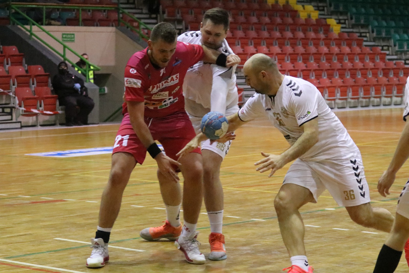 Siódemka Miedź zdemolowała Śląsk Wrocław i została liderem